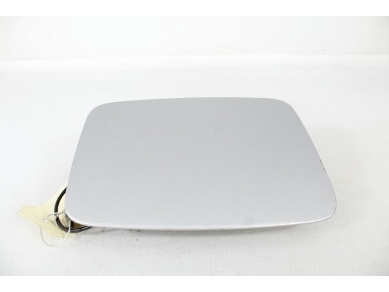 Recambio de tapa exterior combustible para kia sorento 2.5 crdi cat referencia OEM IAM   