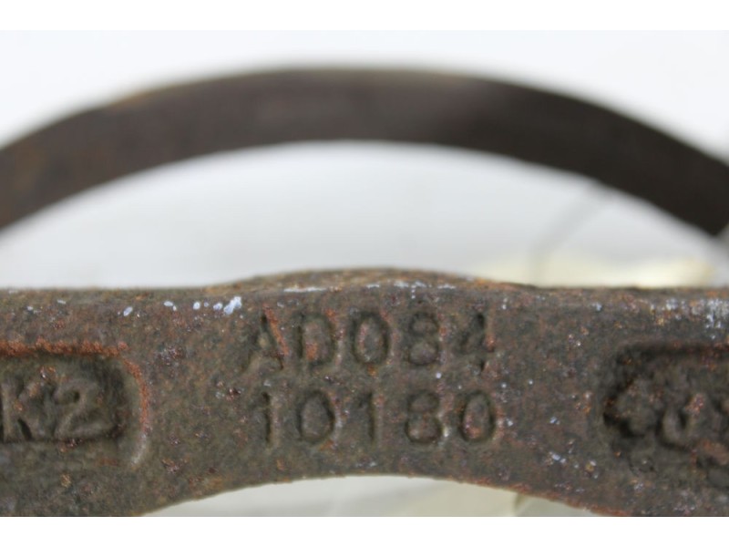 Recambio de porta pinza para kia sorento referencia OEM IAM AD08410180  