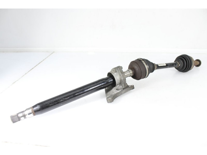 Recambio de transmision delantera derecha para opel insignia berlina referencia OEM IAM 13219092  