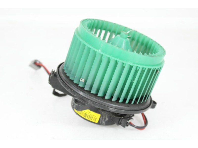 Recambio de ventilador calefaccion para opel insignia berlina referencia OEM IAM 5242673301  