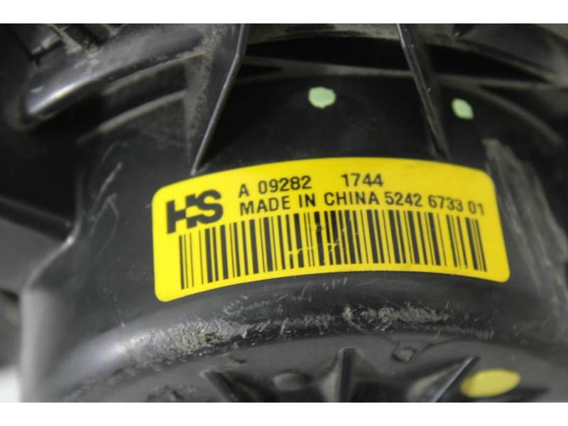 Recambio de ventilador calefaccion para opel insignia berlina referencia OEM IAM 5242673301  