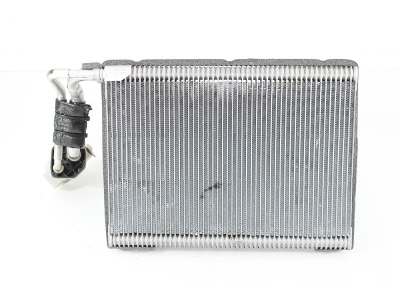 Recambio de evaporador aire acondicionado para bmw 2 coupé (f22, f87) 218 i referencia OEM IAM T89256A  