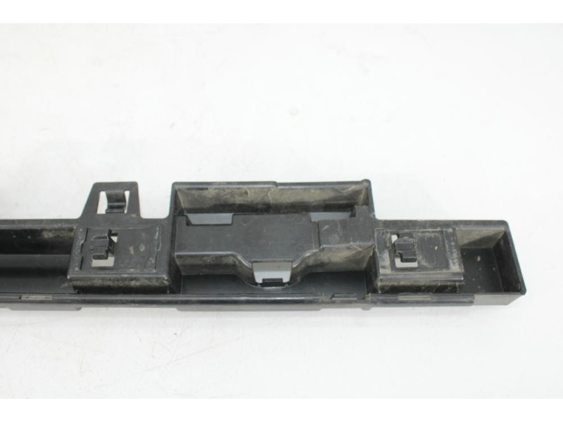 Recambio de soporte de faldon lateral para bmw 2 coupé (f22, f87) 218 i referencia OEM IAM 51777268075  