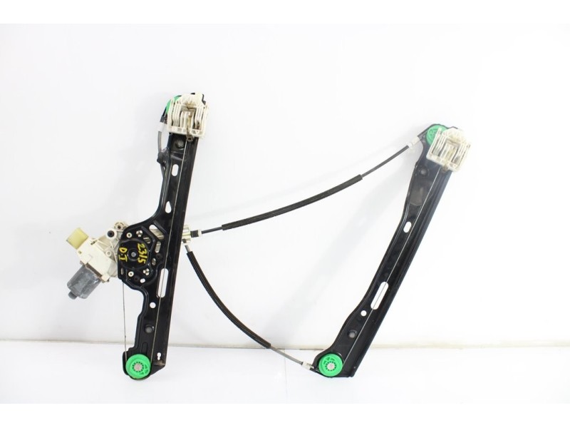 Recambio de elevalunas delantero izquierdo para bmw serie 1 berlina (e81/e87) 2.0 turbodiesel cat referencia OEM IAM 6927027  