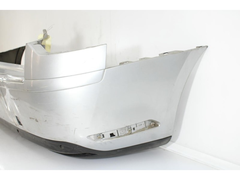 Recambio de paragolpes trasero para citroën c5 berlina referencia OEM IAM 9681048777  