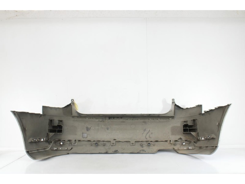 Recambio de paragolpes trasero para citroën c5 berlina referencia OEM IAM 9681048777  