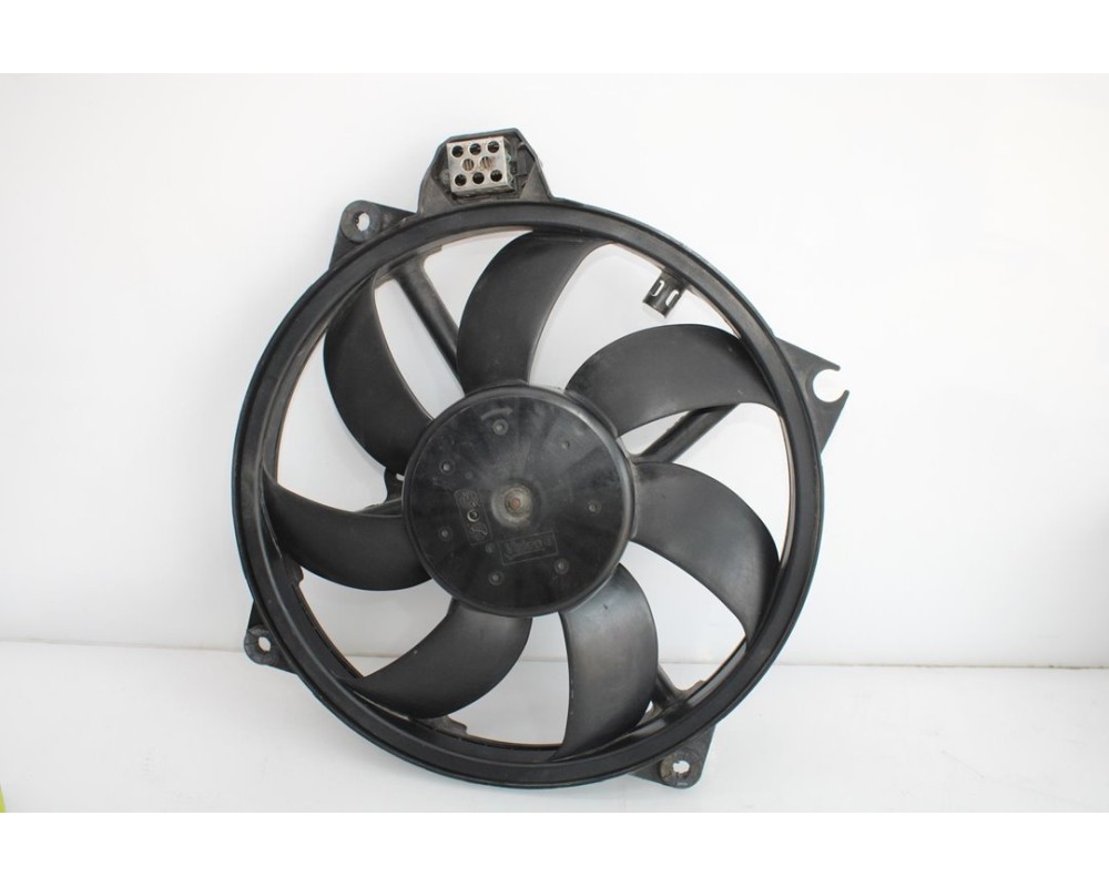 Recambio de electroventilador para renault megane iii coupe expression referencia OEM IAM 214810898R  