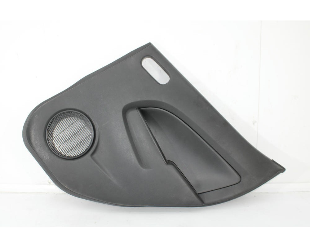 Recambio de guarnecido puerta trasera derecha para mazda 2 (dy) 1.4 cd referencia OEM IAM D65168520D  