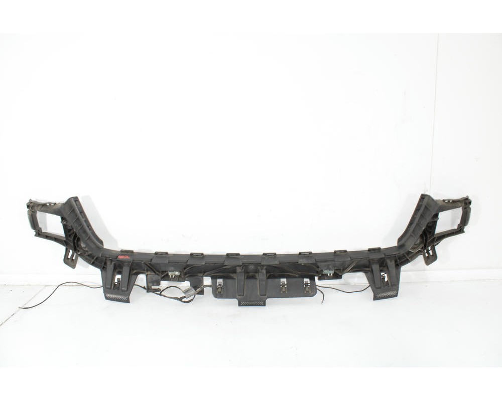 Recambio de soporte paragolpes trasero para audi a3 (8v1, 8vk) 1.6 tdi referencia OEM IAM 8V5807385  