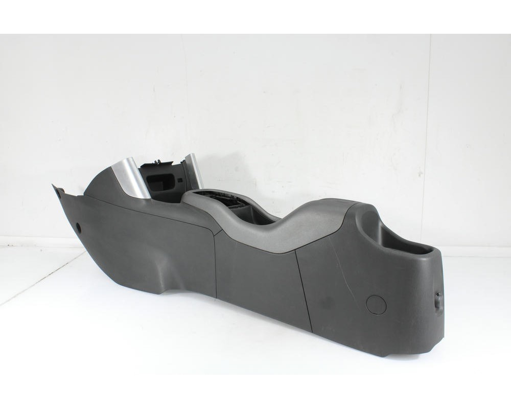 Recambio de consola central para citroën c3 97 edition referencia OEM IAM 13472581  