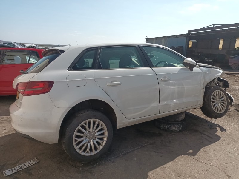 audi a3 sportback (8va) del año 2015