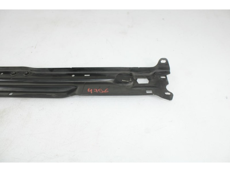 Recambio de travesaño superior para mercedes-benz clase c (w204) c 220 cdi (204.008) referencia OEM IAM A2046200072  