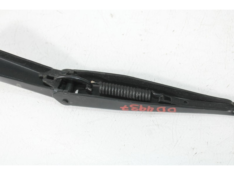 Recambio de brazo limpia delantero derecho para ford fiesta vi (cb1, ccn) 1.5 tdci referencia OEM IAM 8A6117526BF  
