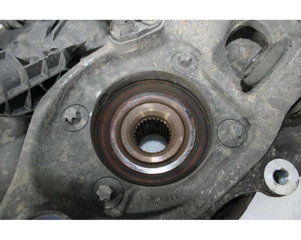 Recambio de mangueta trasera izquierda para mercedes-benz clase c (w204) c 220 cdi (204.008) referencia OEM IAM   