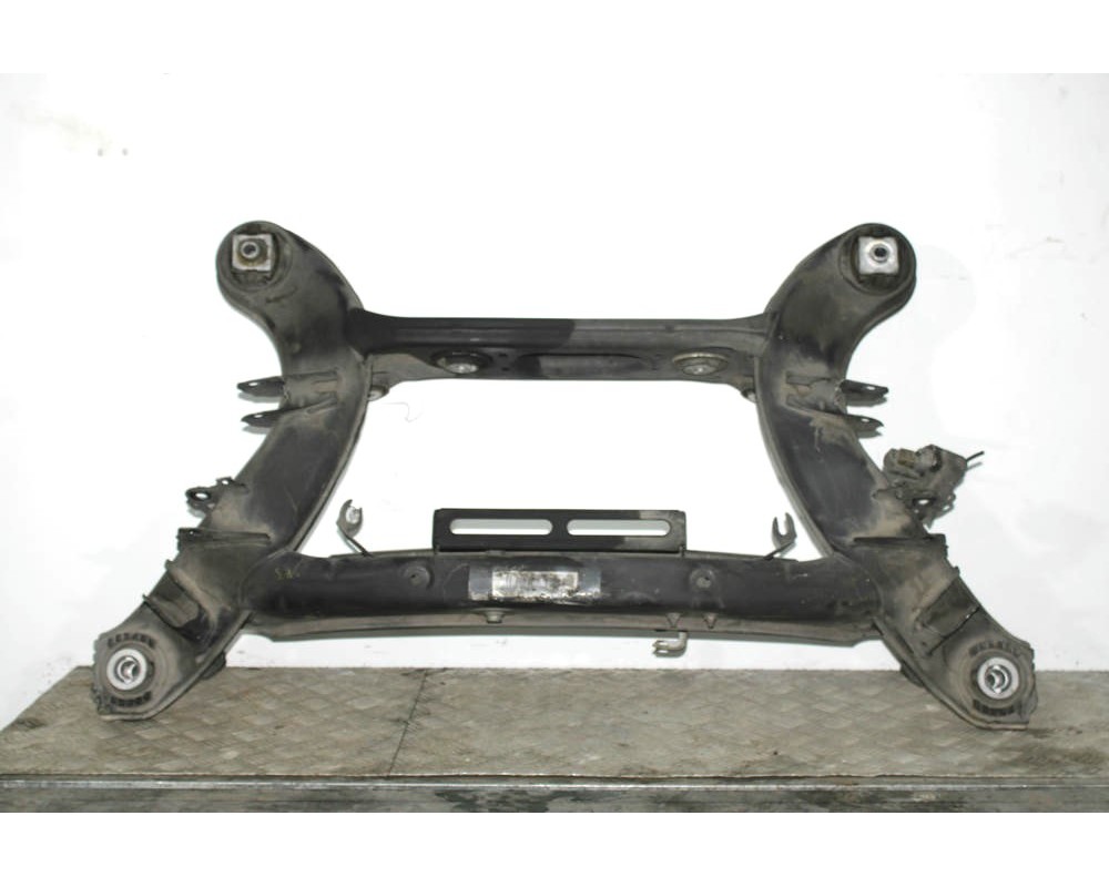 Recambio de puente trasero para mercedes-benz clase c (w204) c 220 cdi (204.008) referencia OEM IAM A2043503204  