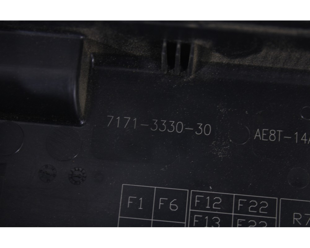 Recambio de caja reles / fusibles para ford fiesta vi (cb1, ccn) 1.5 tdci referencia OEM IAM 8V5114B144BA  