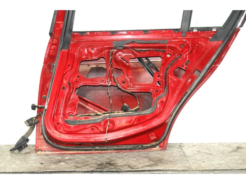 Recambio de puerta trasera derecha para bmw serie 3 berlina (e90) 318d referencia OEM IAM   