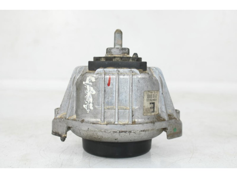 Recambio de soporte motor para bmw serie 3 berlina (e90) 318d referencia OEM IAM 676879903  