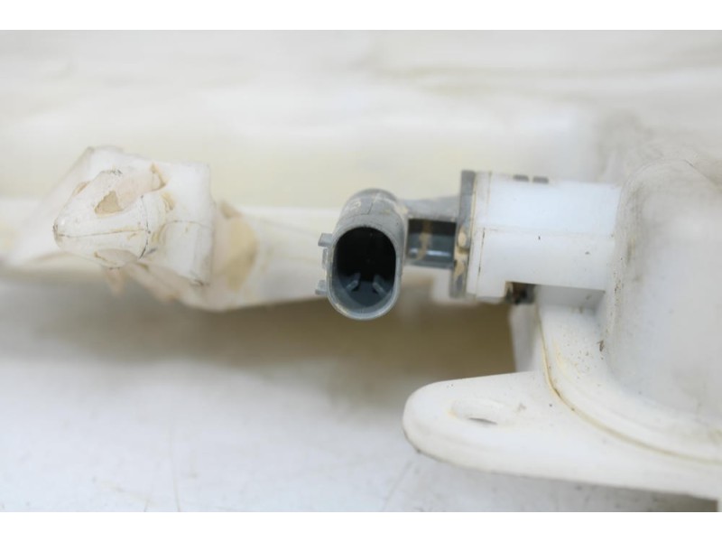 Recambio de deposito limpia para bmw serie 3 berlina (e90) 318d referencia OEM IAM 712423117  