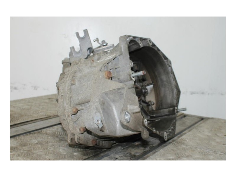 Recambio de caja cambios para opel insignia a (g09) 2.0 cdti (68) referencia OEM IAM 13228255  