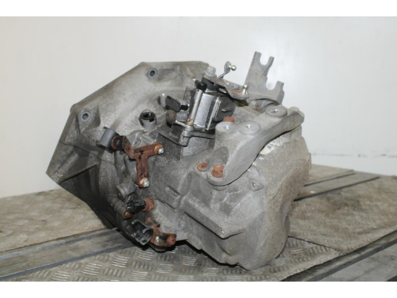 Recambio de caja cambios para opel insignia a (g09) 2.0 cdti (68) referencia OEM IAM 13228255  