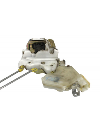 Cerradura puerta trasera izquierda NISSAN TERRANO II 2.7 TDi 4WD 2004