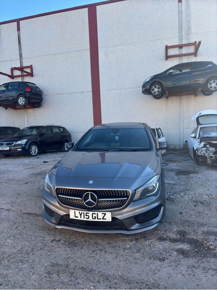 MERCEDES-BENZ CLA COUPÉ (C117)