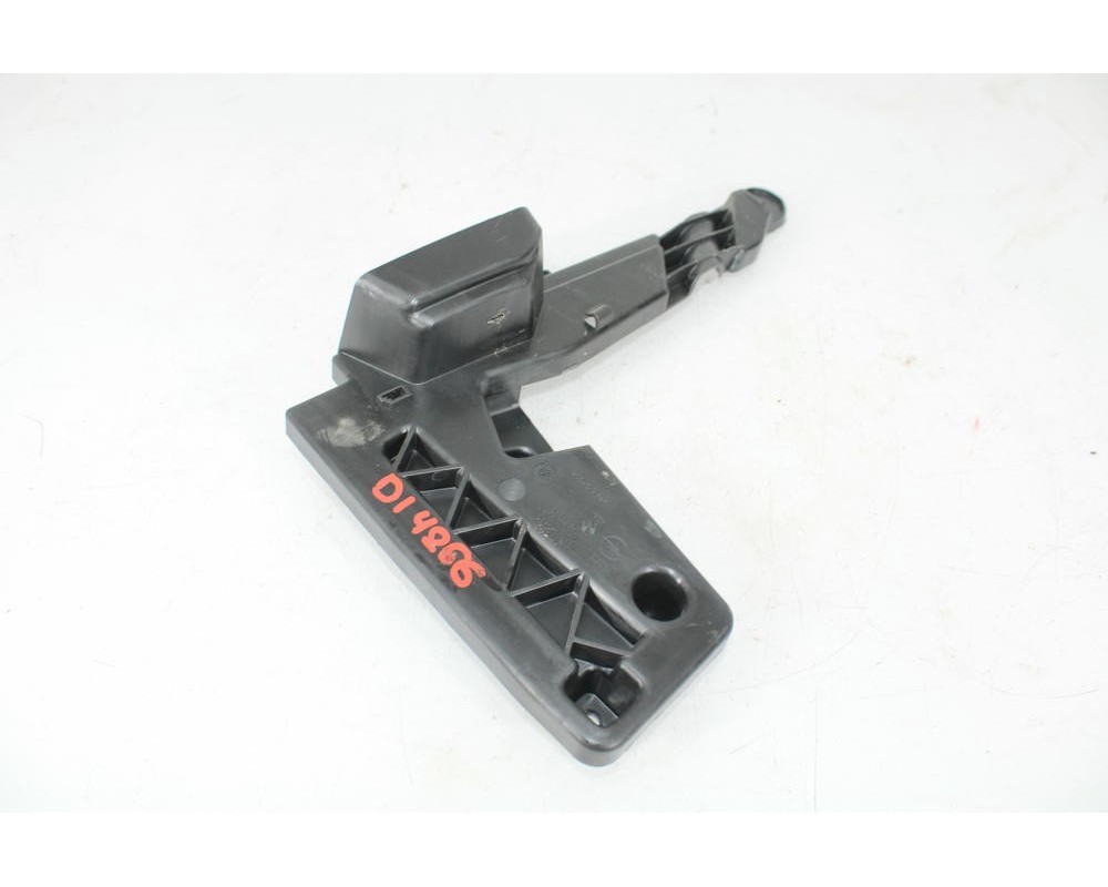 Recambio de soporte aleta para opel corsa e color edition referencia OEM IAM 39176138  