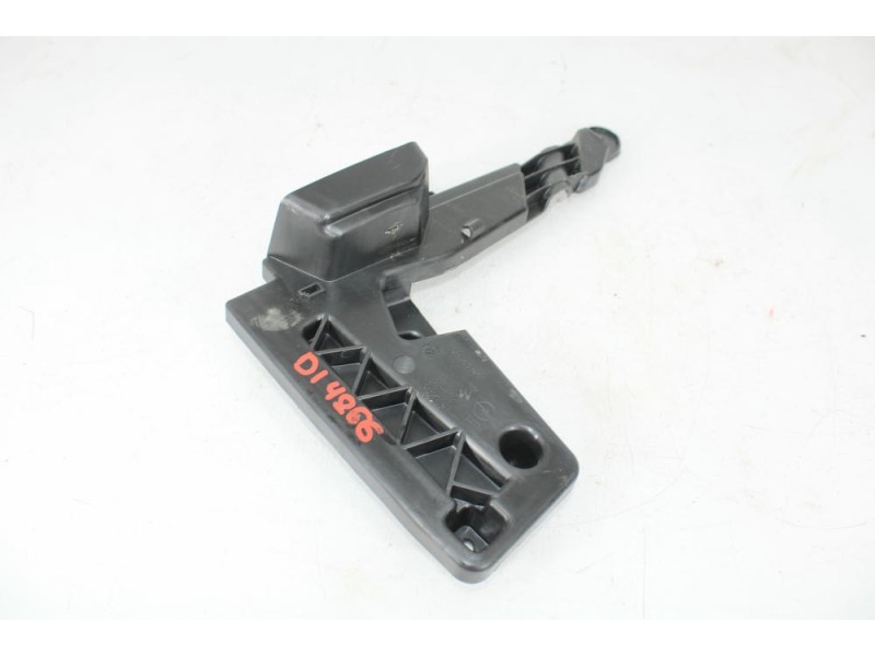 Recambio de soporte aleta para opel corsa e color edition referencia OEM IAM 39176138  