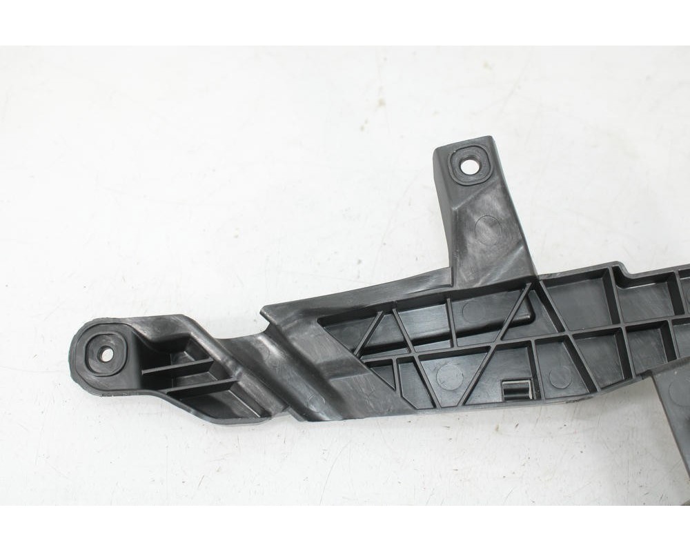 Recambio de soporte aleta para opel corsa e color edition referencia OEM IAM 39176138  