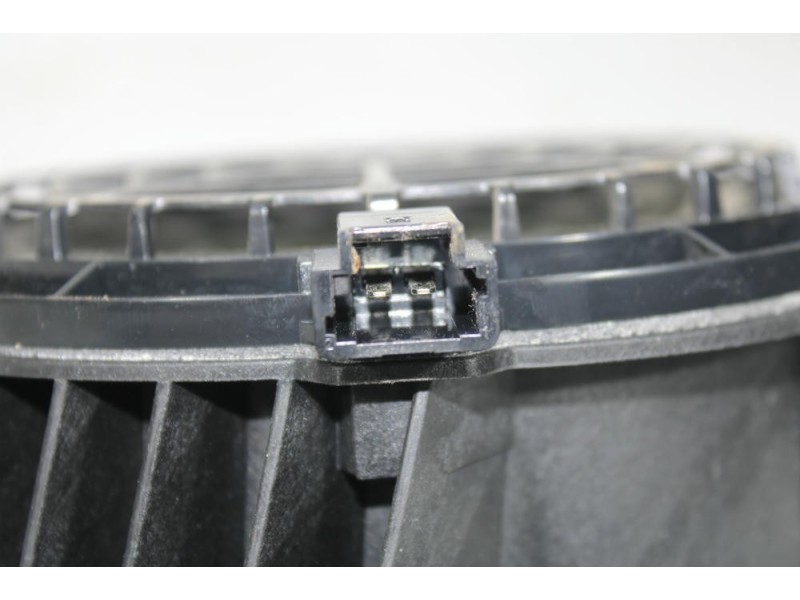 Recambio de altavoz delantero izquierdo para opel corsa e color edition referencia OEM IAM 9818747880  