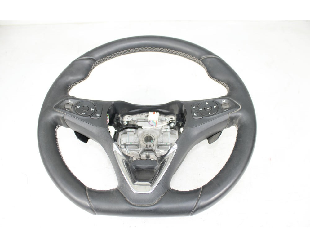 Recambio de volante para opel corsa e color edition referencia OEM IAM 647390400A  