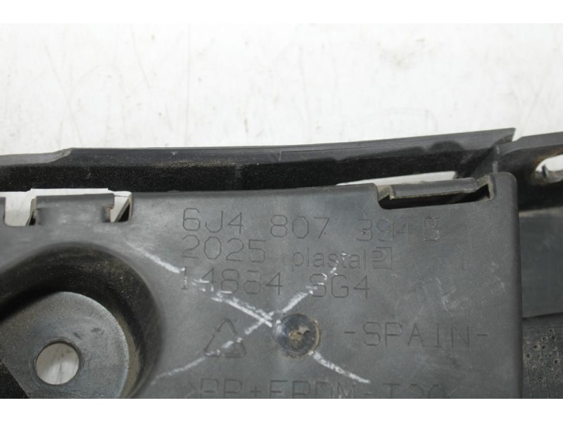 Recambio de soporte derecho paragolpe trasero para seat ibiza iv (6j5, 6p1) 1.2 referencia OEM IAM 6J4807394B  