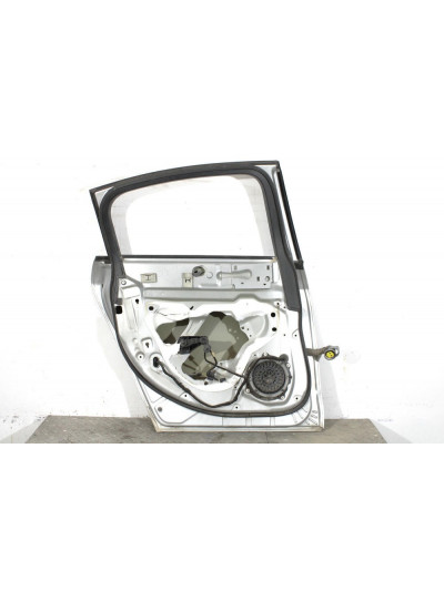 Puerta trasera izquierda CITROËN 140CV 103KW Diesel 2010