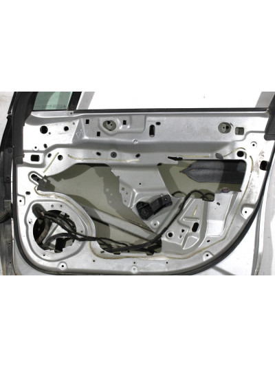 Puerta delantera derecha CITROËN 140CV 103KW Diesel 2010