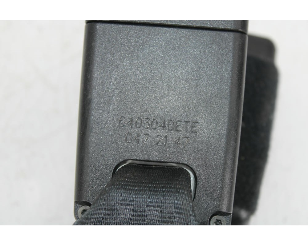 Recambio de anclaje cinturon trasero para opel corsa e color edition referencia OEM IAM 6403040ETE  