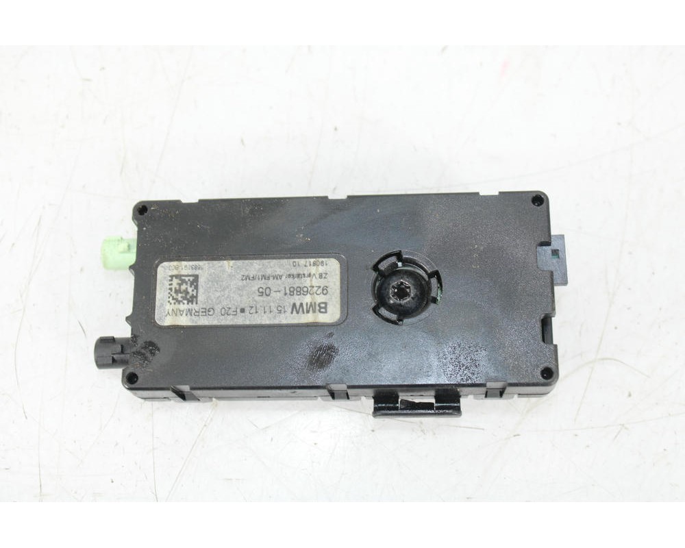 Recambio de amplificador antena para bmw 1 (f20) 116 d referencia OEM IAM 922688105/19081710  