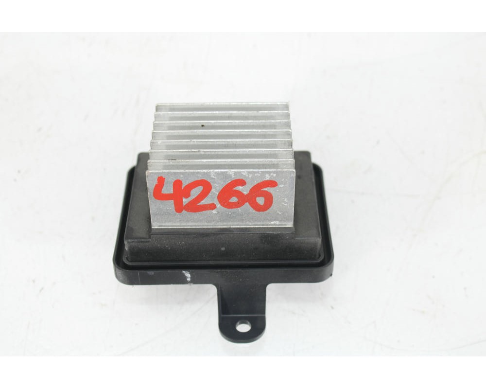 Recambio de resistencia calefaccion para opel corsa e color edition referencia OEM IAM 7015011004  