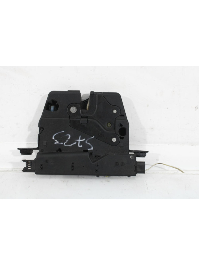 CERRADURA MALETERO / PORTON BMW 5 (F10) 518 D