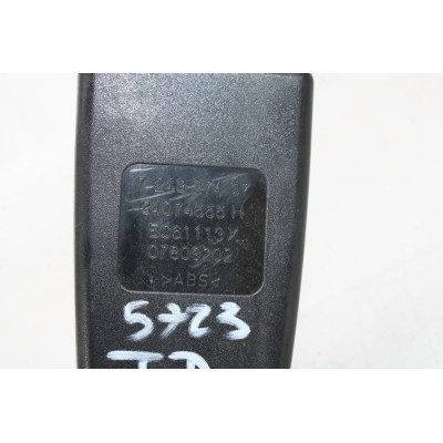 ANCLAJE CINTURON TRASERO DERECHO BMW 5 (F10) 518 D