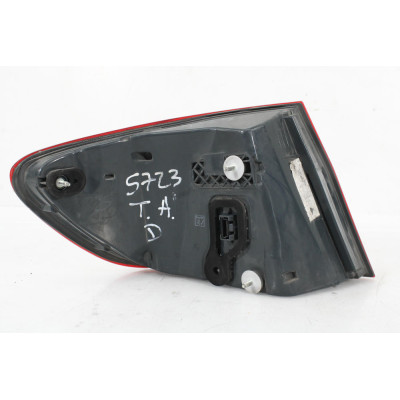 PILOTO TRASERO DERECHO BMW 5 (F10) 518 D