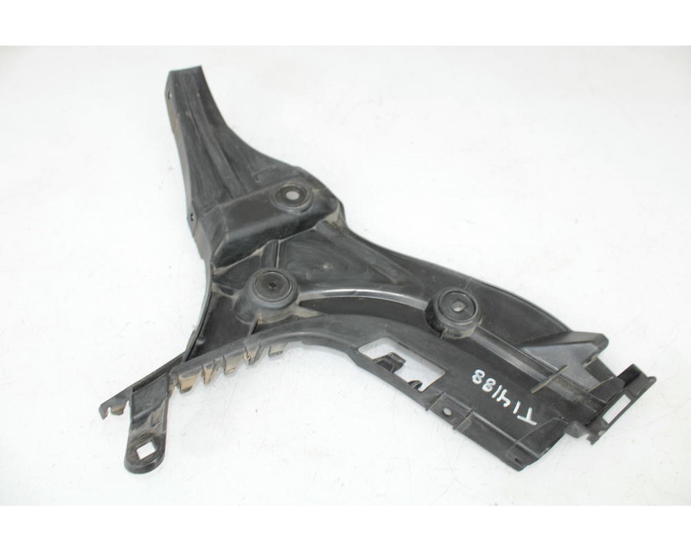 Recambio de soporte izquierdo paragolpe trasero para audi a3 sportback (8va) ambiente referencia OEM IAM 8V4807377A  