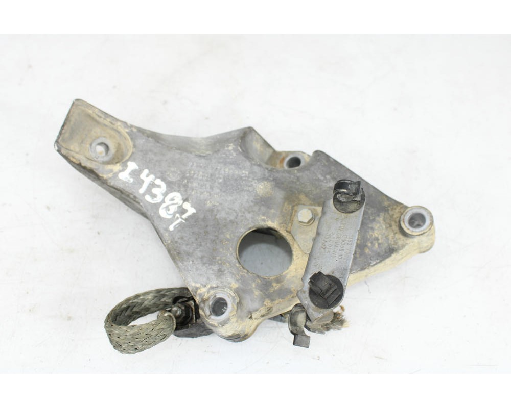 Recambio de soporte motor para bmw serie 3 berlina (e90) 318d referencia OEM IAM 2211677504101/677504101  