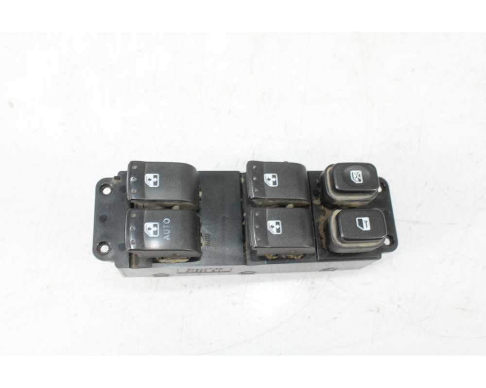 Recambio de mando elevalunas delantero izquierdo para ssangyong rexton w / rexton 2.0 xdi referencia OEM IAM 202007152  