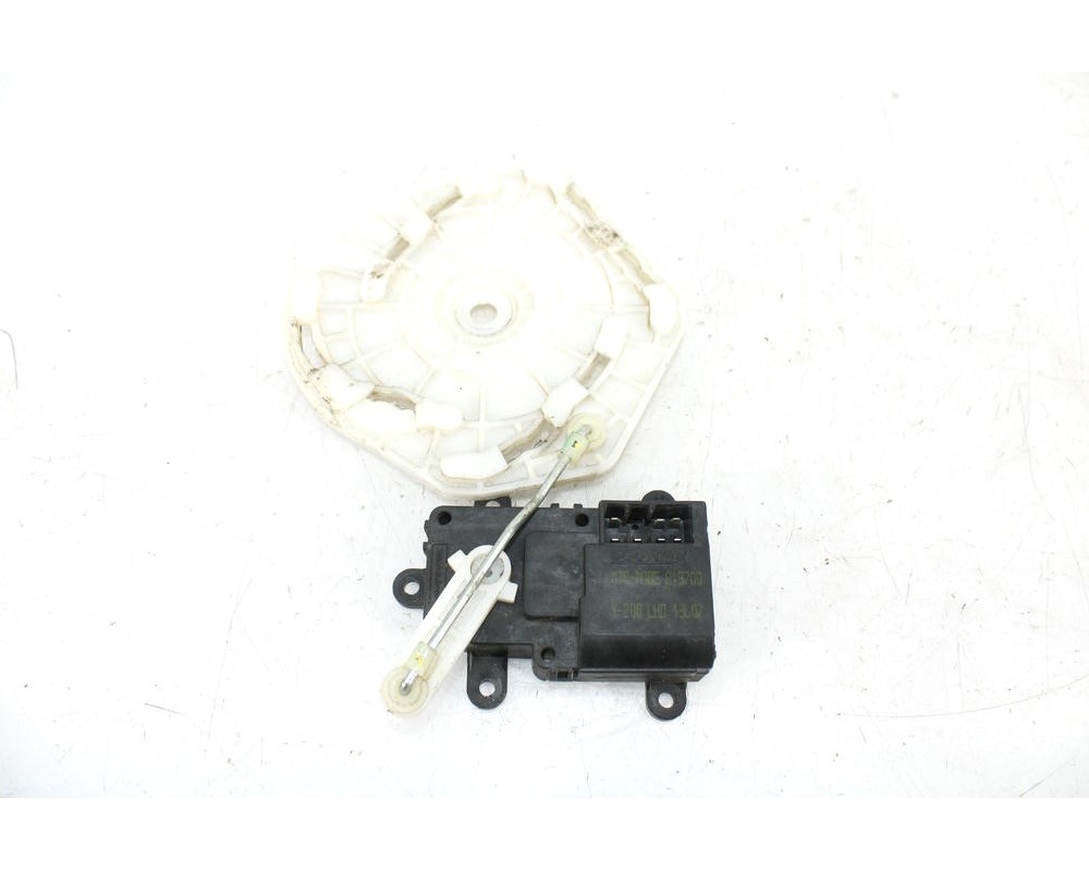 Recambio de motor trampilla calefaccion para ssangyong rexton w / rexton 2.0 xdi referencia OEM IAM 819700  