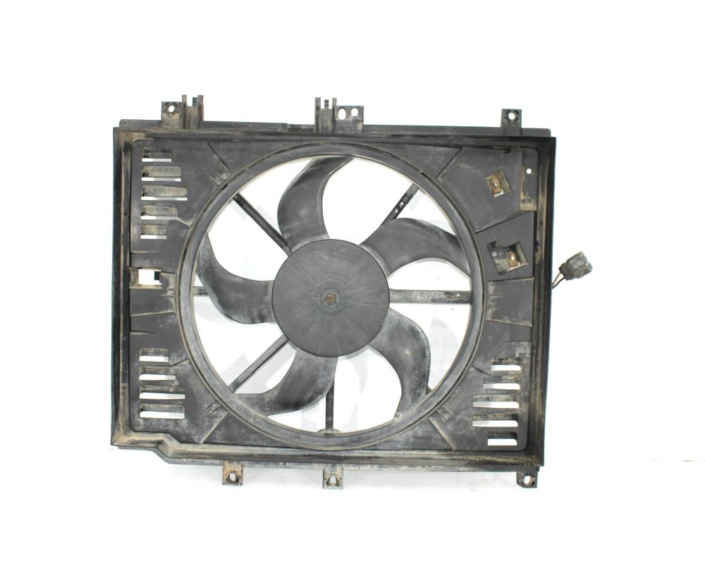 Recambio de electroventilador para ssangyong rexton w / rexton 2.0 xdi referencia OEM IAM 2101008K21/J13M18B  