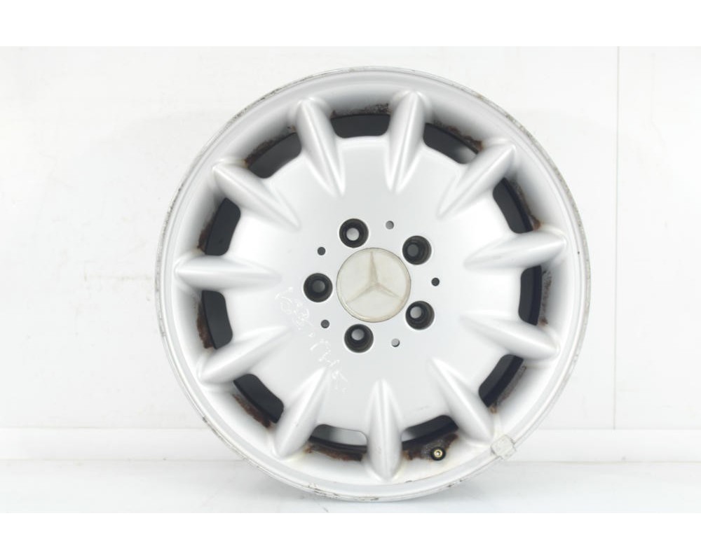 Recambio de llanta para mercedes-benz clase e (w210) e 300 d (210.020) referencia OEM IAM 2104011202/1  