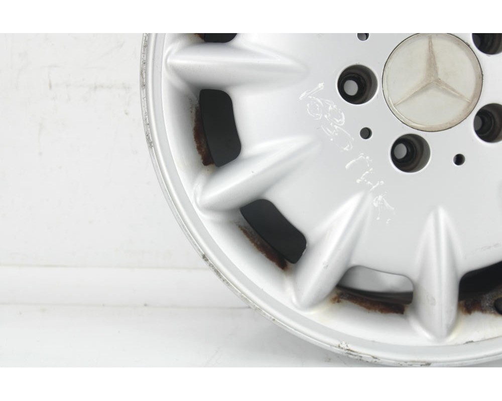 Recambio de llanta para mercedes-benz clase e (w210) e 300 d (210.020) referencia OEM IAM 2104011202/1  