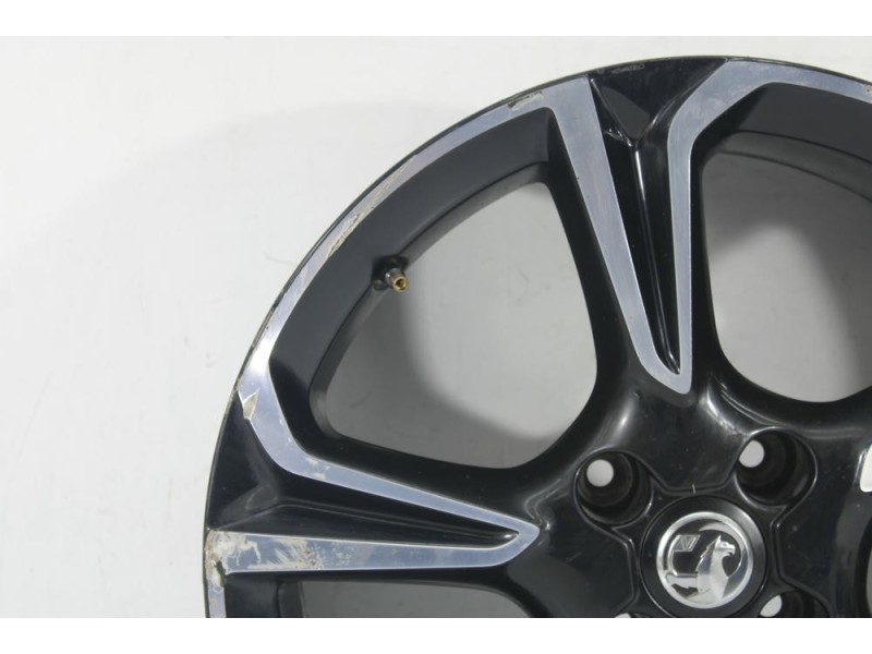 Recambio de llanta para opel corsa f (p2jo) 1.2 (68) referencia OEM IAM 9332281680/4266/1  