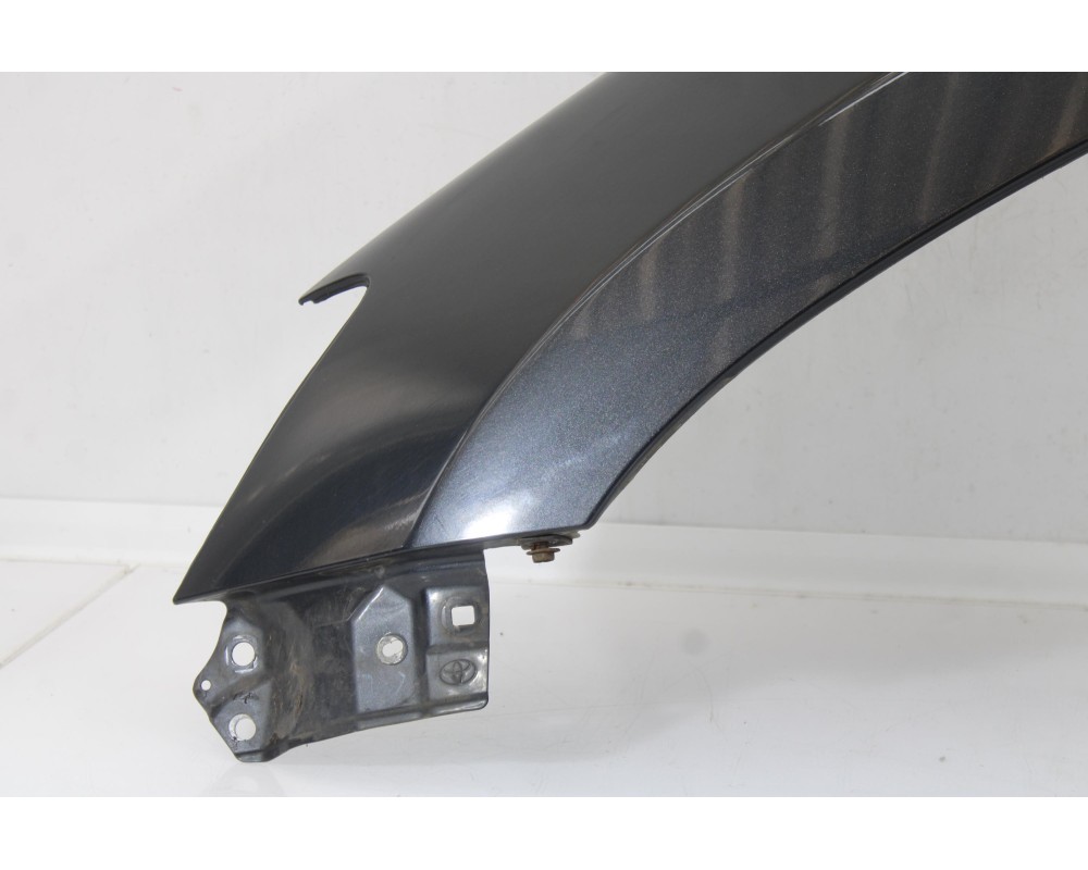 Recambio de aleta delantera izquierda para toyota rav 4 iii (_a3_) 2.2 d 4wd (ala30_) referencia OEM IAM   